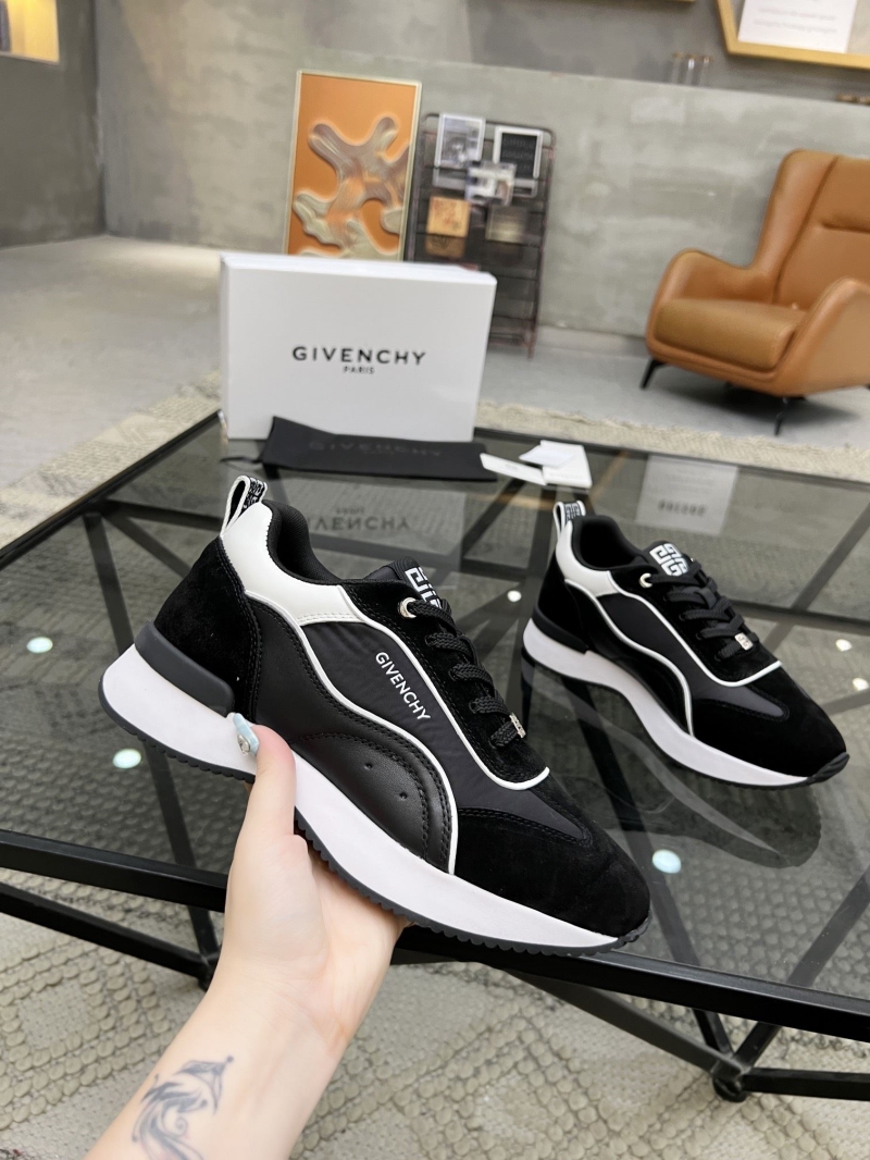 Givenchy Sneakers